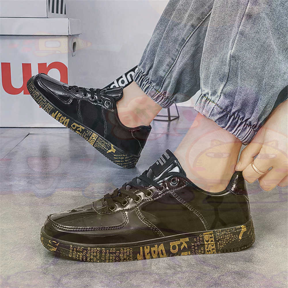 Round Foot Size 45 Sneakers Wh - Mens Grooming Kit Gift Set ulasan dan harga